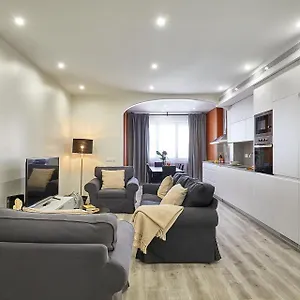 https://apt-bbarcelona-urban.catalonia-hotels.com